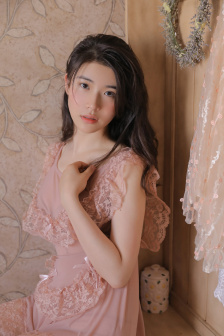 内衣比基尼美女图片